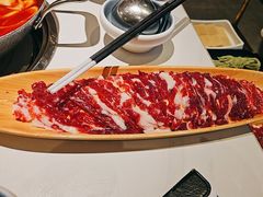 -左庭右院鲜牛肉火锅(金山万达店)
