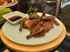 家藏熏乳鸽-卫鼎轩·家宴(水上公园店)
