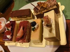 -松咖啡自助餐厅·松北香格里拉