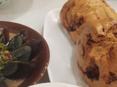 -李与白包子铺(桐梓林店)