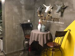 -HIGH FIVE哈福手工汉堡(桂林路店)