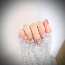 -Pink You美甲洗眉纹绣定制中心