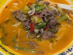 -粉小主·贵州酸汤牛肉粉(南京仙林金鹰店)