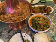 蒜香鸡脚-浩海火烧云傣家菜(京广店)