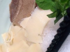 -红鼎豆捞·非遗鲍皇汤火锅(宝丰路店)