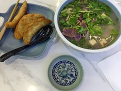 -老新隆牛肉锅贴(新街口店)