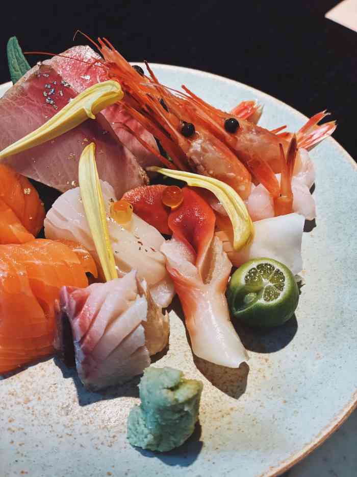 惠比寿ebisu-"最近很有意思的日料餐厅门面低调又显禅意.