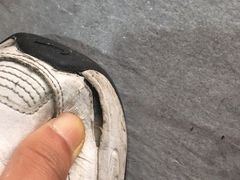 -浣溪纱鞋服精洗店