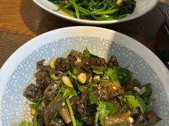 -黄泥岗·地道湖北菜(奥特莱斯店)