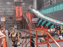-极限PLAY运动娱乐新世界·团建派对潮玩休闲馆·室内蹦极高空游乐园