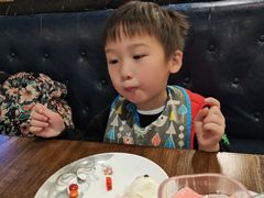 -遇上西雅图多融合海鲜自助餐厅(中房金谊广场店)
