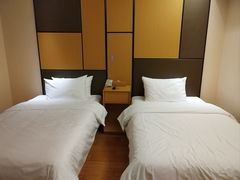 -全季酒店(上海青浦吾悦广场淀山湖大道店)