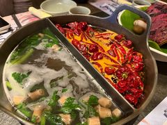 草本鸳鸯锅-盡膳口福跷脚牛肉火锅(晶耀前滩店)