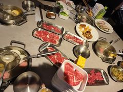 -张哞哞·鲜切牛肉自助火锅(高德置地店)