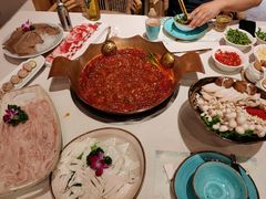-墨居上隐·院子里火锅(峨眉店)