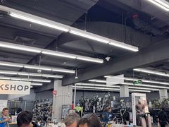 -迪卡侬(越秀公园店)