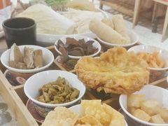 -鸡遇虾煲干锅火锅(小寨金莎店)