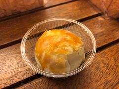 玫瑰蛋黄酥-资溪面包(城中店)