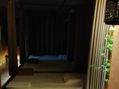 -泰·菩提树下[泰式按摩x精油SPAx肩颈头疗](新景店)