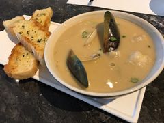 -港丽餐厅(高德置地店)