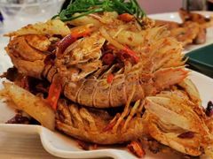 -覃记海鲜美食餐厅