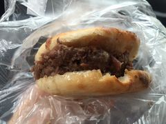 牛肉烧饼-老西关黄老太牛肉烧饼