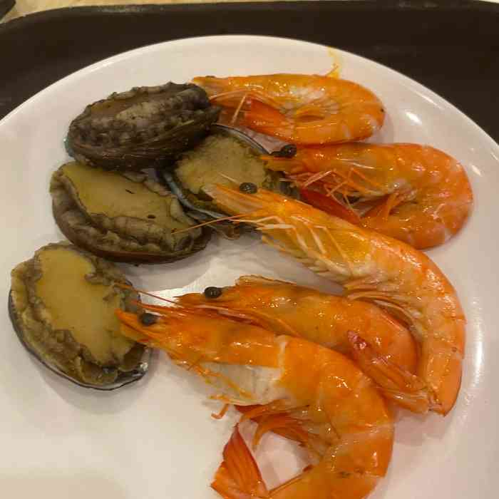 芭菲盛宴环球美食奥克斯广场店