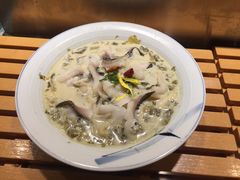 -泰润8号饭堂(闻喜路店)