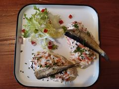 酿鸡蛋沙拉配鱼子酱-帕歌西班牙餐厅paco tapas