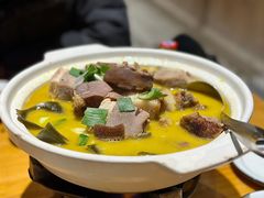 干锅腊猪蹄-巴人堂(女儿城店)