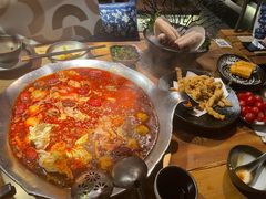 台式麻辣锅-湊湊火锅·茶憩(杭州湖滨银泰in77店)