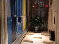 -锦龙国际酒店(天津奥体中心华苑地铁站店)