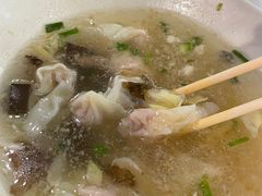 鲜肉小馄饨-百年尹氏汤包(湖南路狮子桥店)