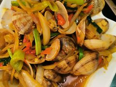 -覃记海鲜美食餐厅