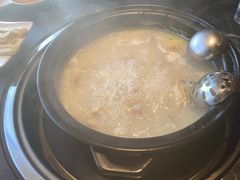 -大匠工房古船木艺术餐厅·猪肚鸡专门店(长白仙岛店)