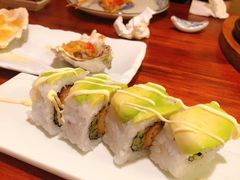 牛油果寿司-渔日本料理铁板烧(新天地假日广场店)