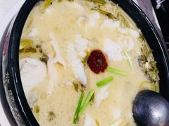 自制酸菜鱼-大碗居·烤鸭·鱼头泡饼(天坛东门店)