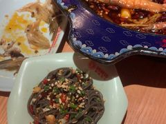 -何师傅美蛙鱼头(汉街店)