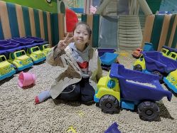 -多元宝贝世界(曲江彩虹谷店)
