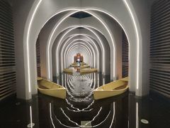 -涨巢·潮玩水疗局