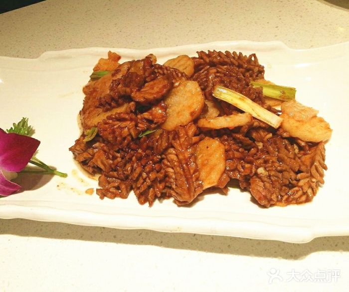 闫府私房菜·百年鲁菜(恒隆店)爆炒腰花图片
