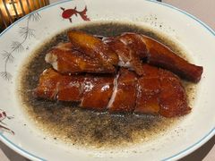 黑松露脆皮鸡（半只）-小炳胜(卓悦中心店)