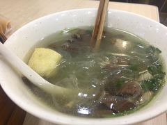鸭血粉丝-鸡鸣汤包(广东路店)