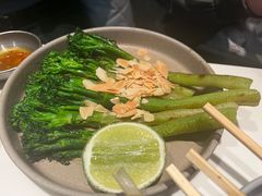 烤西兰花苔-胡麻(静安嘉里店)