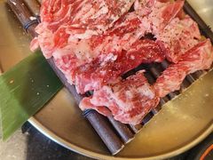 -韩烧牛中牛·甄选黑牛烤肉(黑金店)