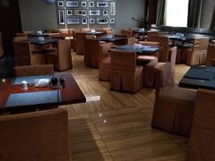 -武汉光谷广场杨家湾地铁站怡程酒店