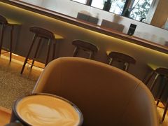 -星巴克臻选(上海虹桥新天地三店)