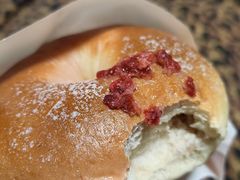 -CARINO BAKERY&CAFE(人广来福士店)