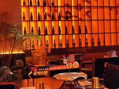 -何师烧烤·香辣蟹·川菜·30年老品牌(太古里旗舰店)