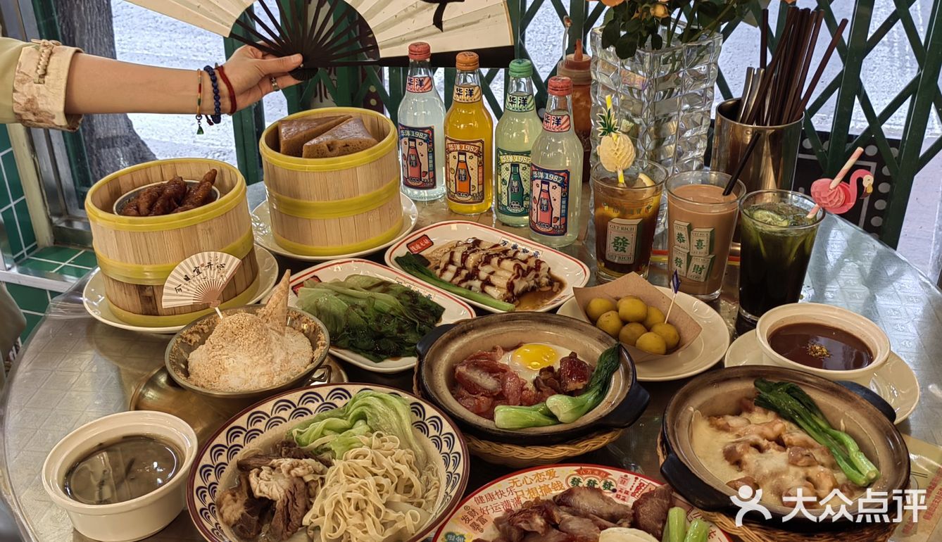 独家秘制,煲仔饭来一份